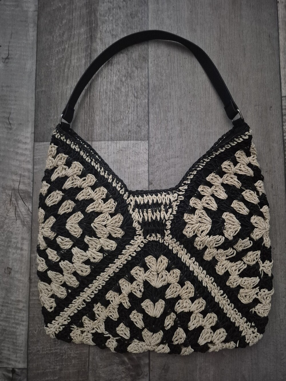 Commense Crochet Straw Shoulder Bag Black Tan OS NWT - Picture 7 of 10